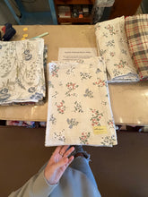 Load image into Gallery viewer, Clearance Cloth
