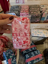 Load image into Gallery viewer, Manicure Kit
