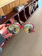 Load image into Gallery viewer, Sunglasses
