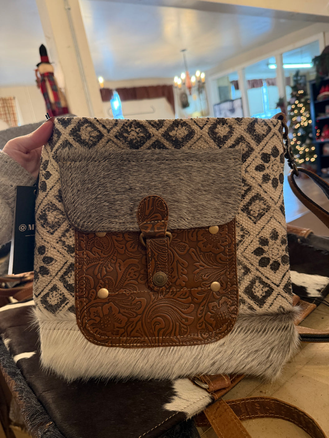 Perfect Mania Shoulder Bag