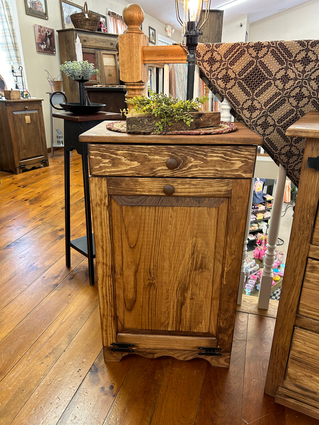 Early American Trash Can