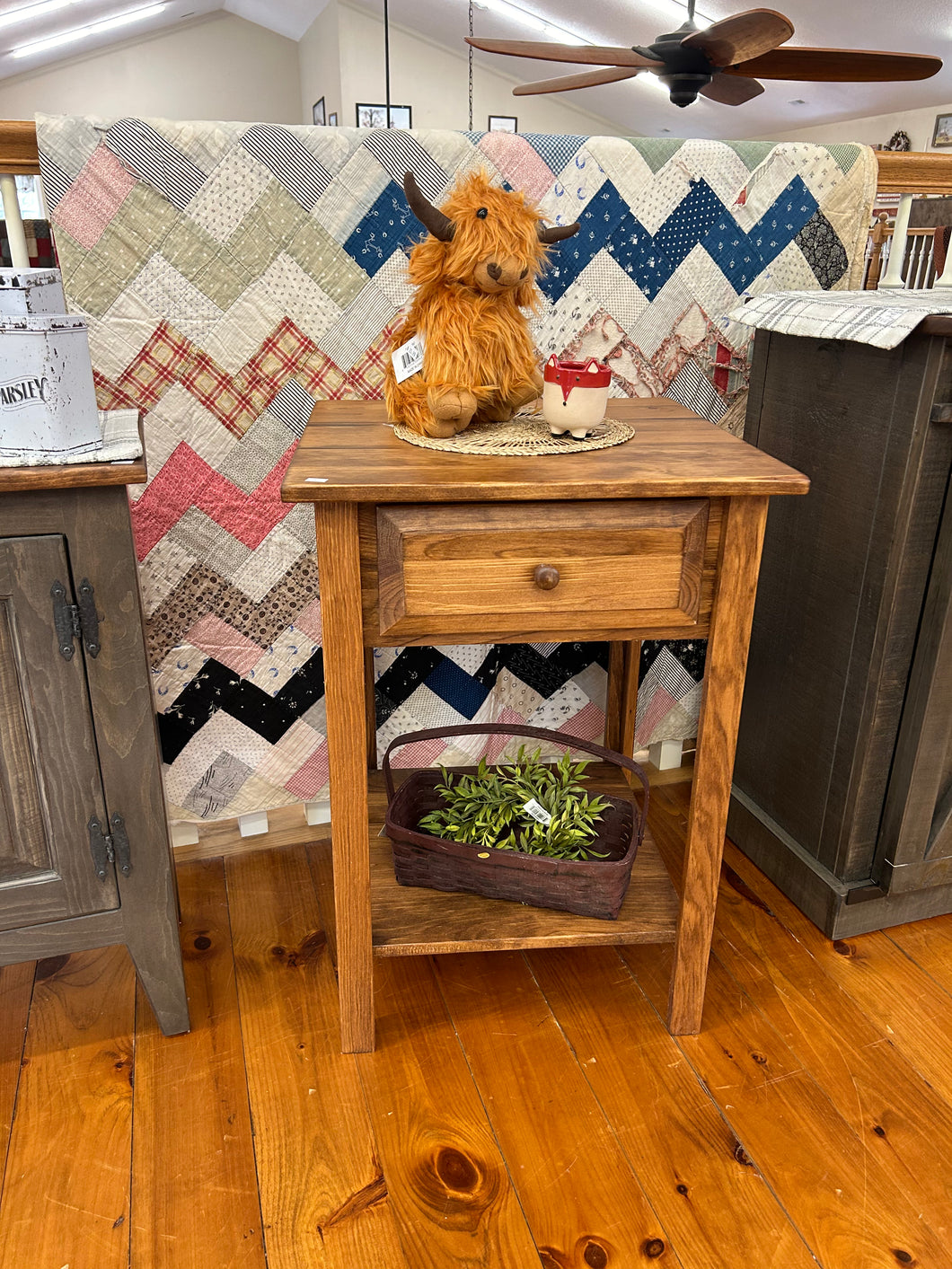 Early American End Table