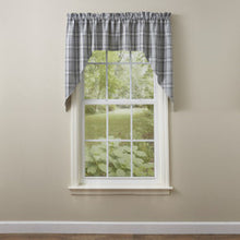 Load image into Gallery viewer, Hartwick Linens
