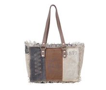 Load image into Gallery viewer, Resplendent Small &amp; Crossbody Bag
