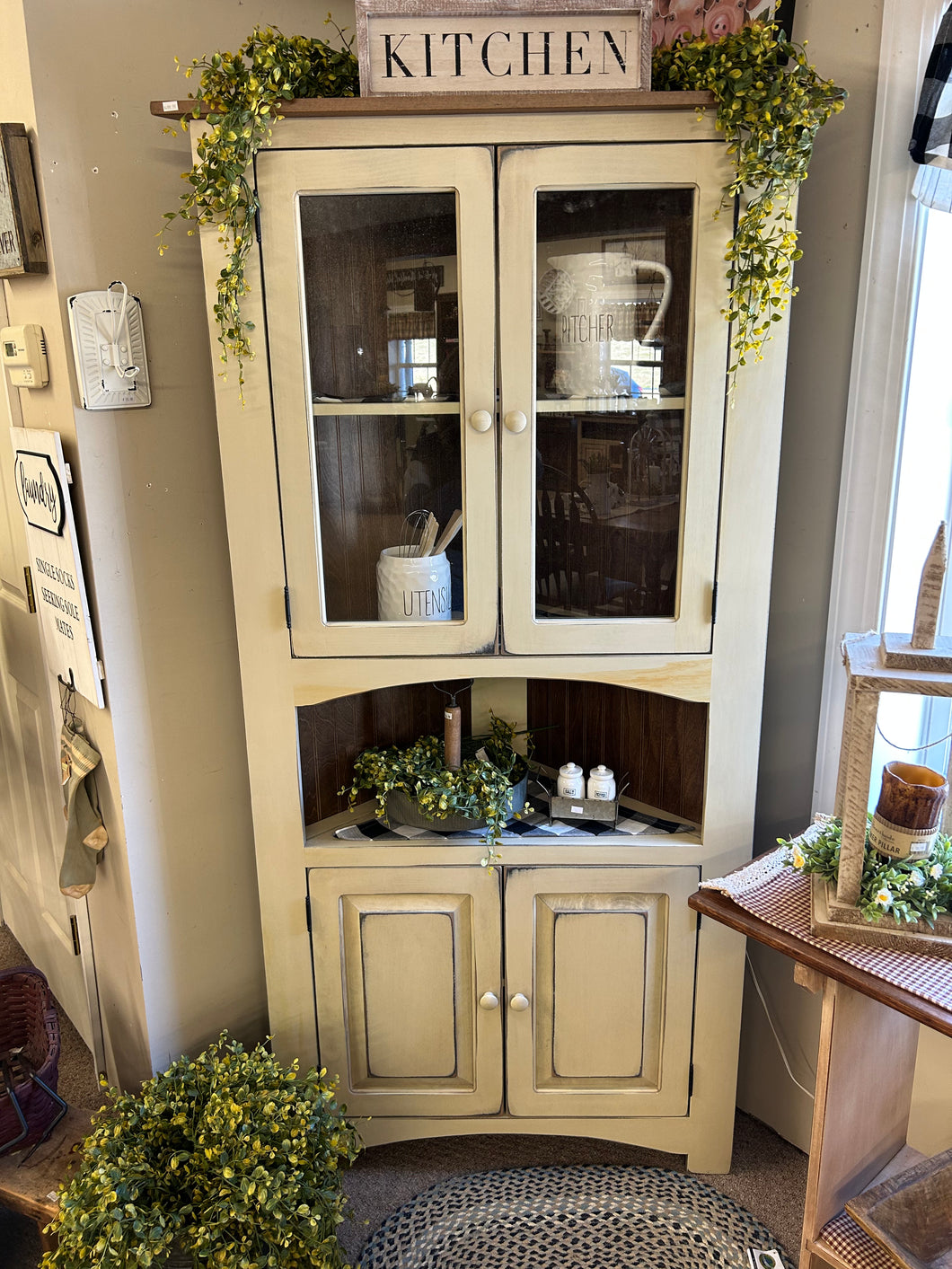 Antique white on sale corner cabinet